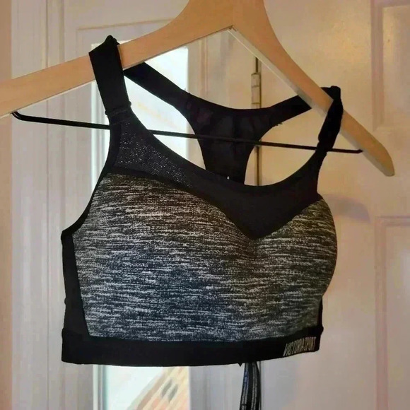 NWOT Victoria's Secret Sport Black and White Sports Bra, Sz 34B - Picture 2 of 7